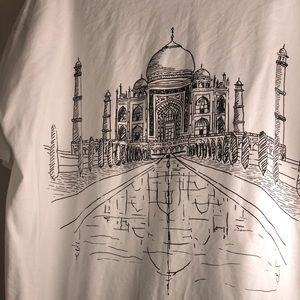 Very cute ZARA white T